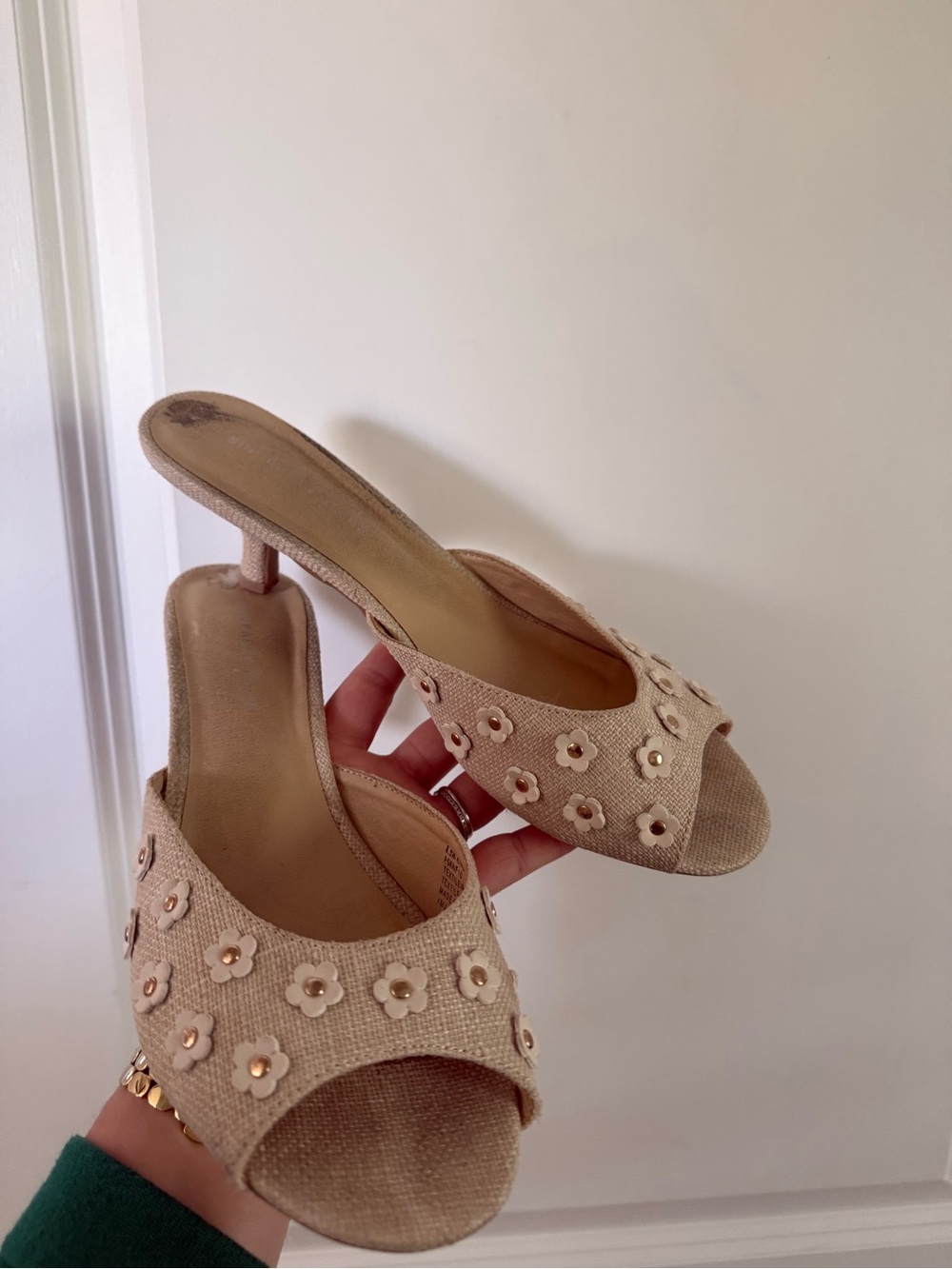 Sincerely Jules Women’s Kindley Flower Linen Kitten Heel Open Toe Slides 8.5